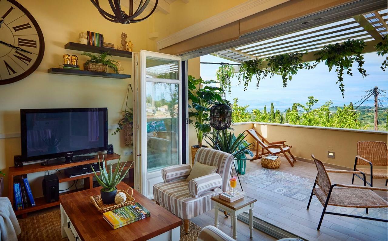 Lianelia Luxury Village House Argyrades Extérieur photo