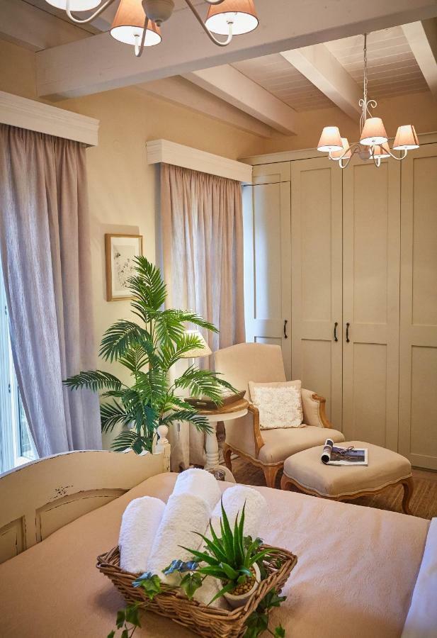 Lianelia Luxury Village House Argyrades Extérieur photo